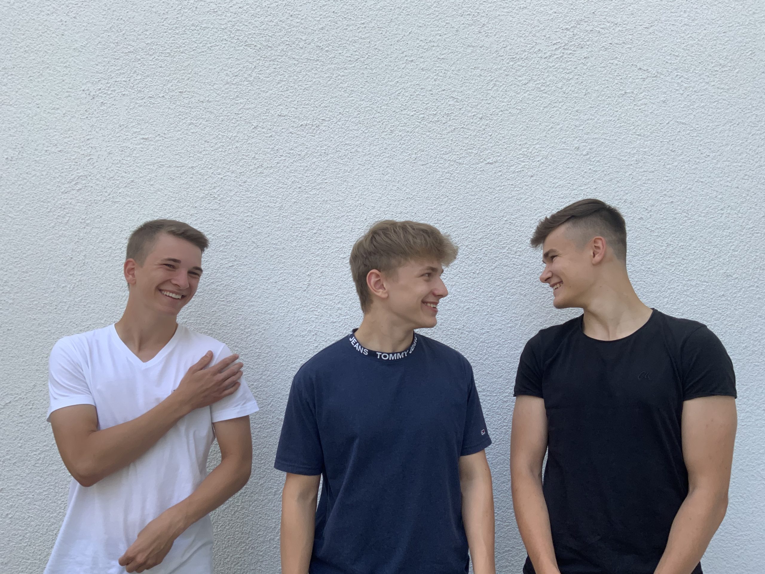 Gruppenfoto drei Jungs